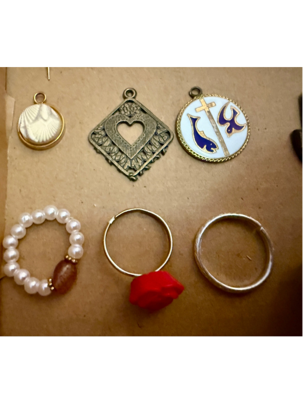 Almost 50 pc misc jewellery pins keychains rings pendants - Picture 4 of 16